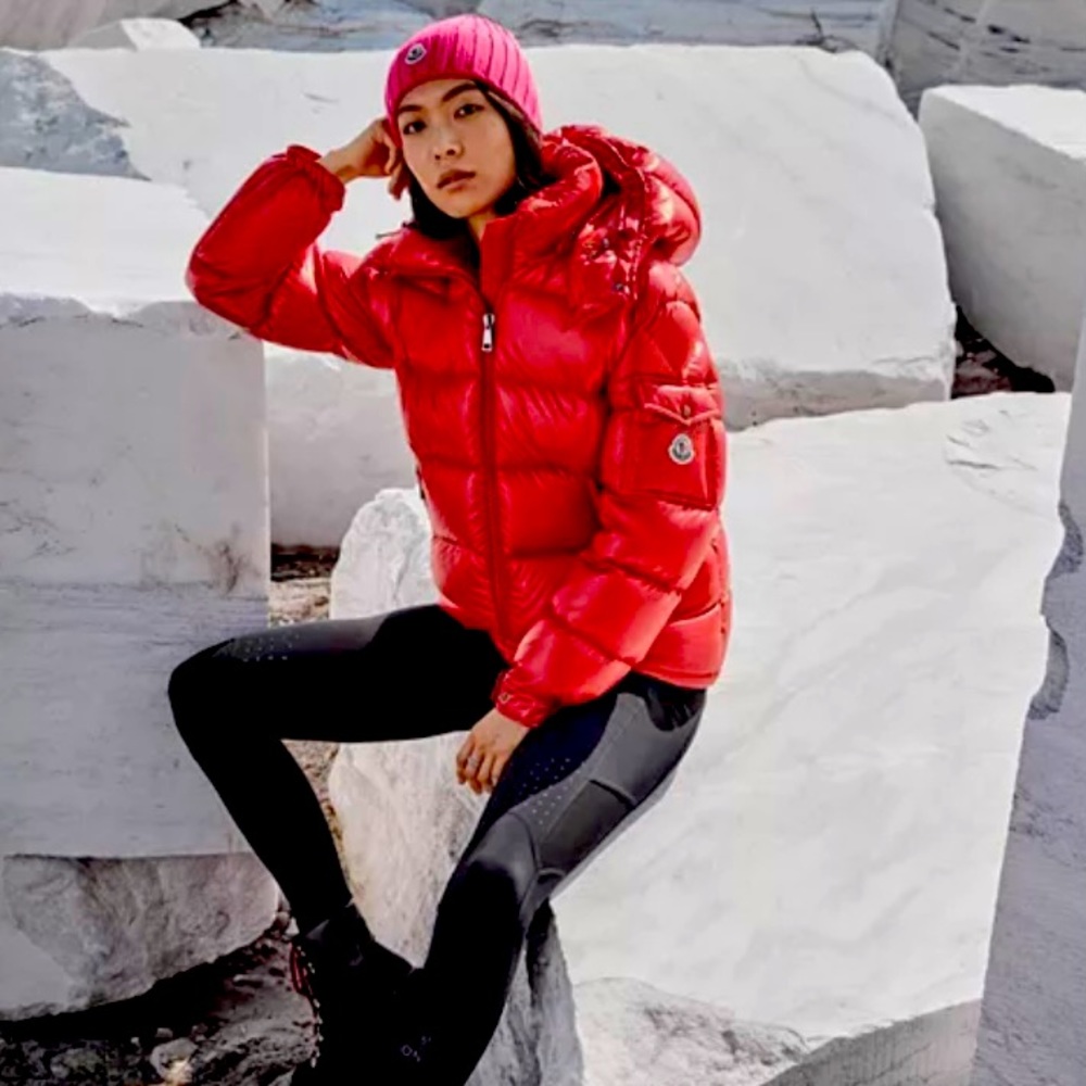 Moncler
Maire Hooded Down Coat